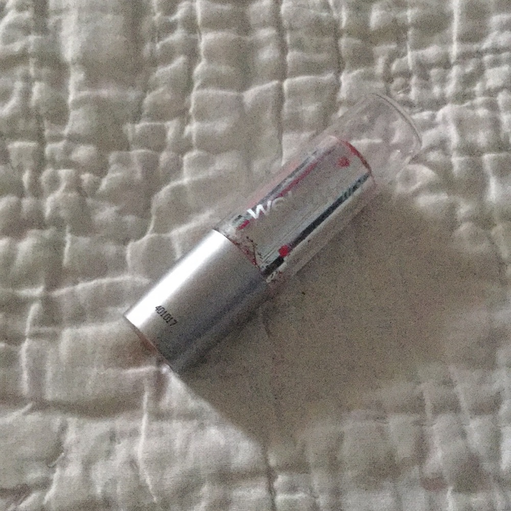 Wet n wild lipstick